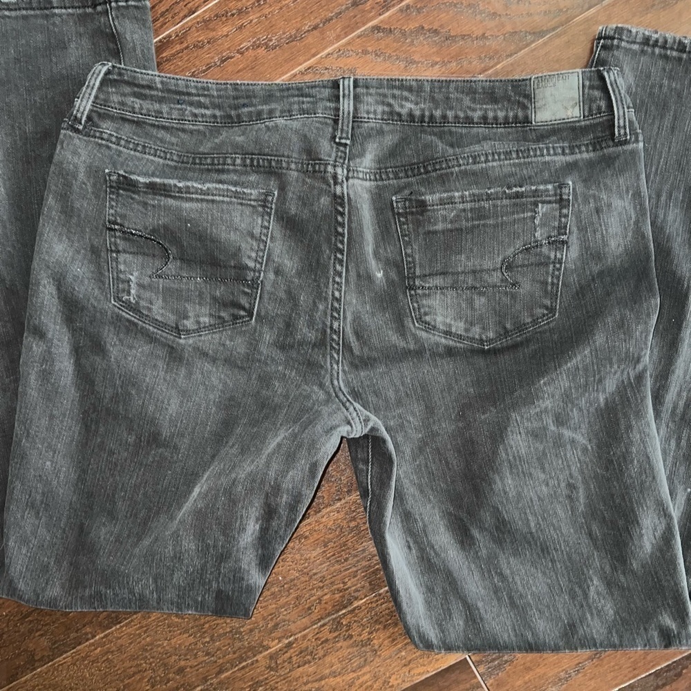 American Eagle Black Skinny’s - Picture 5 of 8